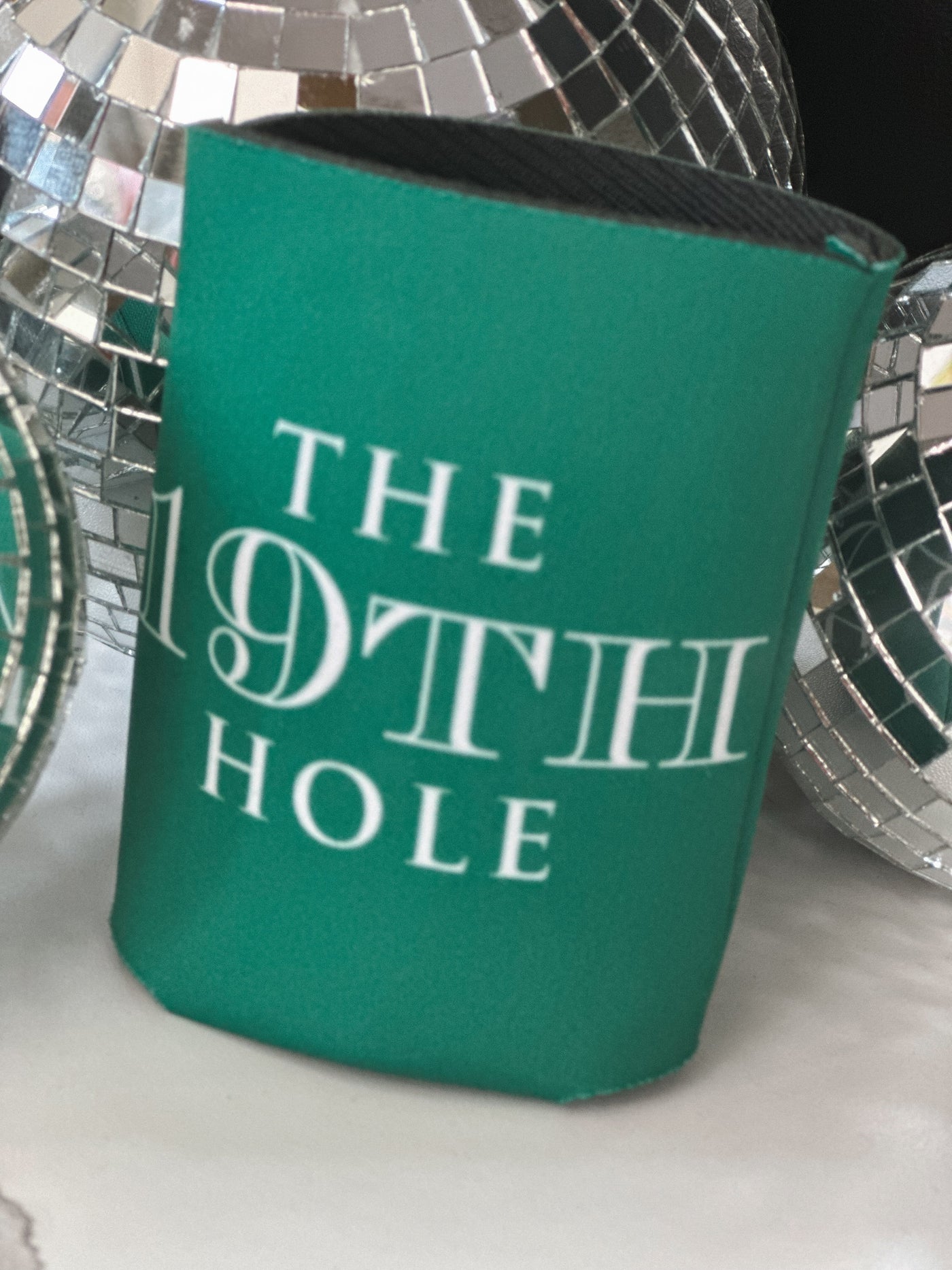 19th Hole Can Coolie