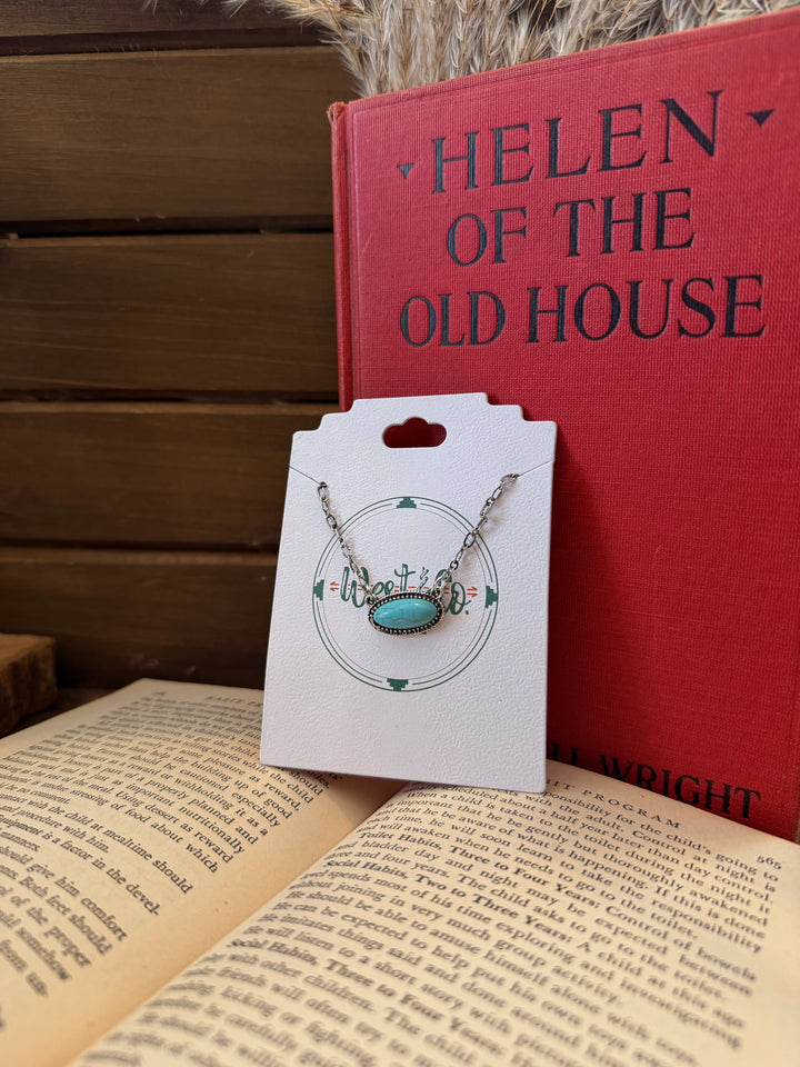 The Dainty Oval Necklace