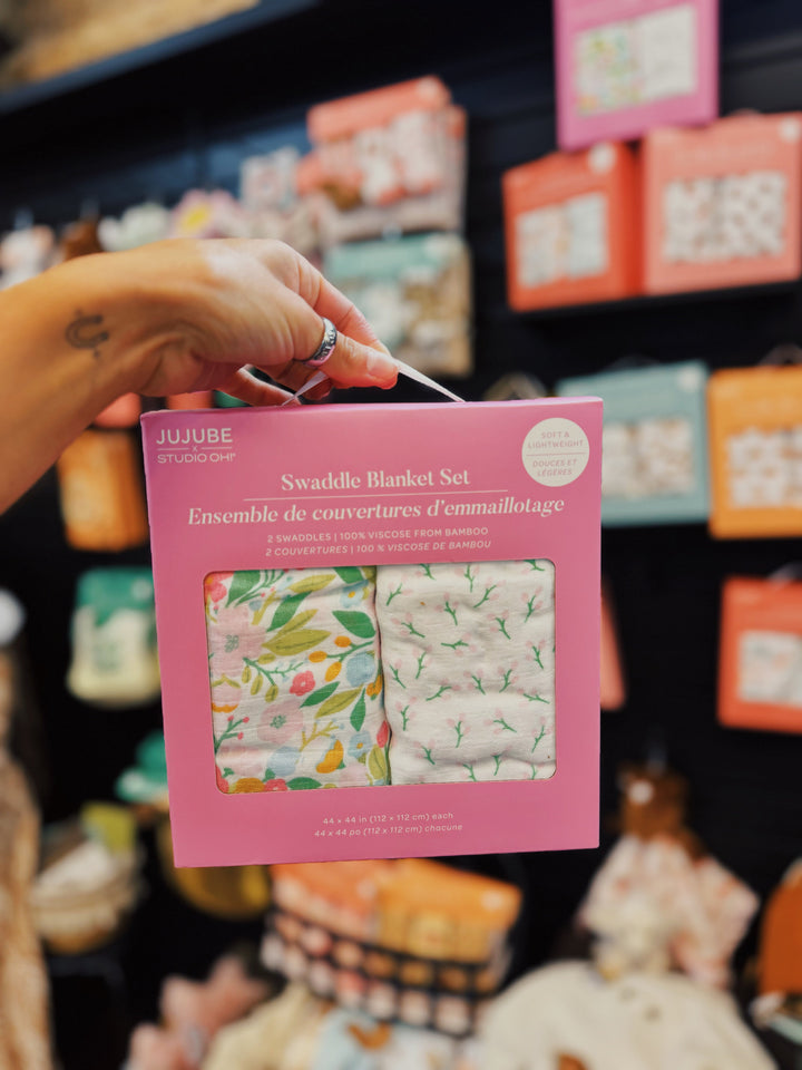 Sweet Daisy Swaddle Blanket Set