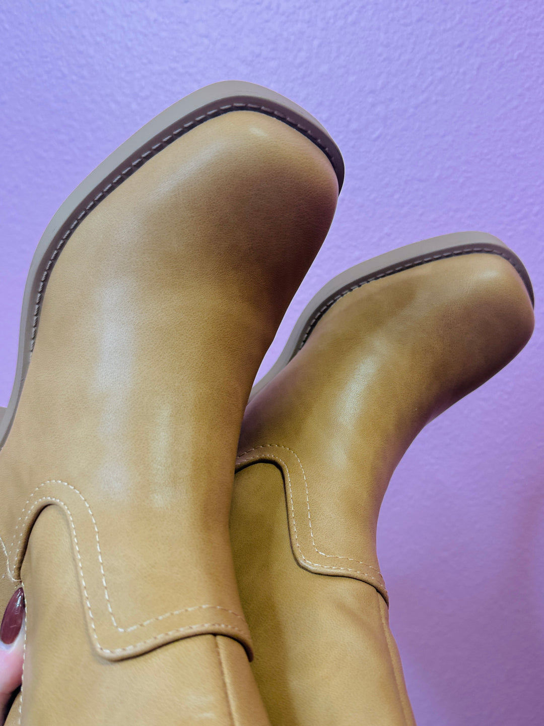 The Belvin Pull-On Boots