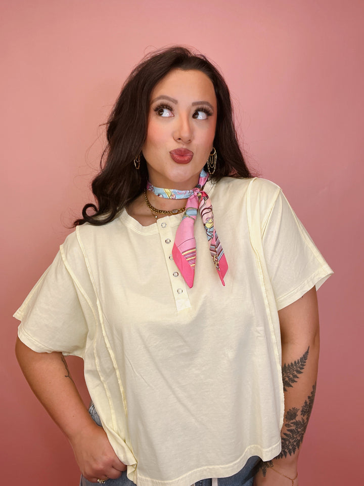 Banana Split Button Top