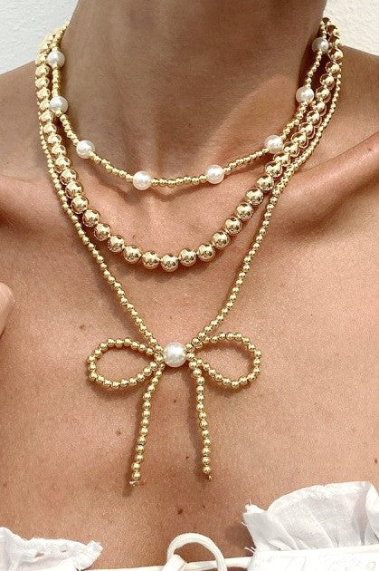 Isla Pearl Bow Necklace