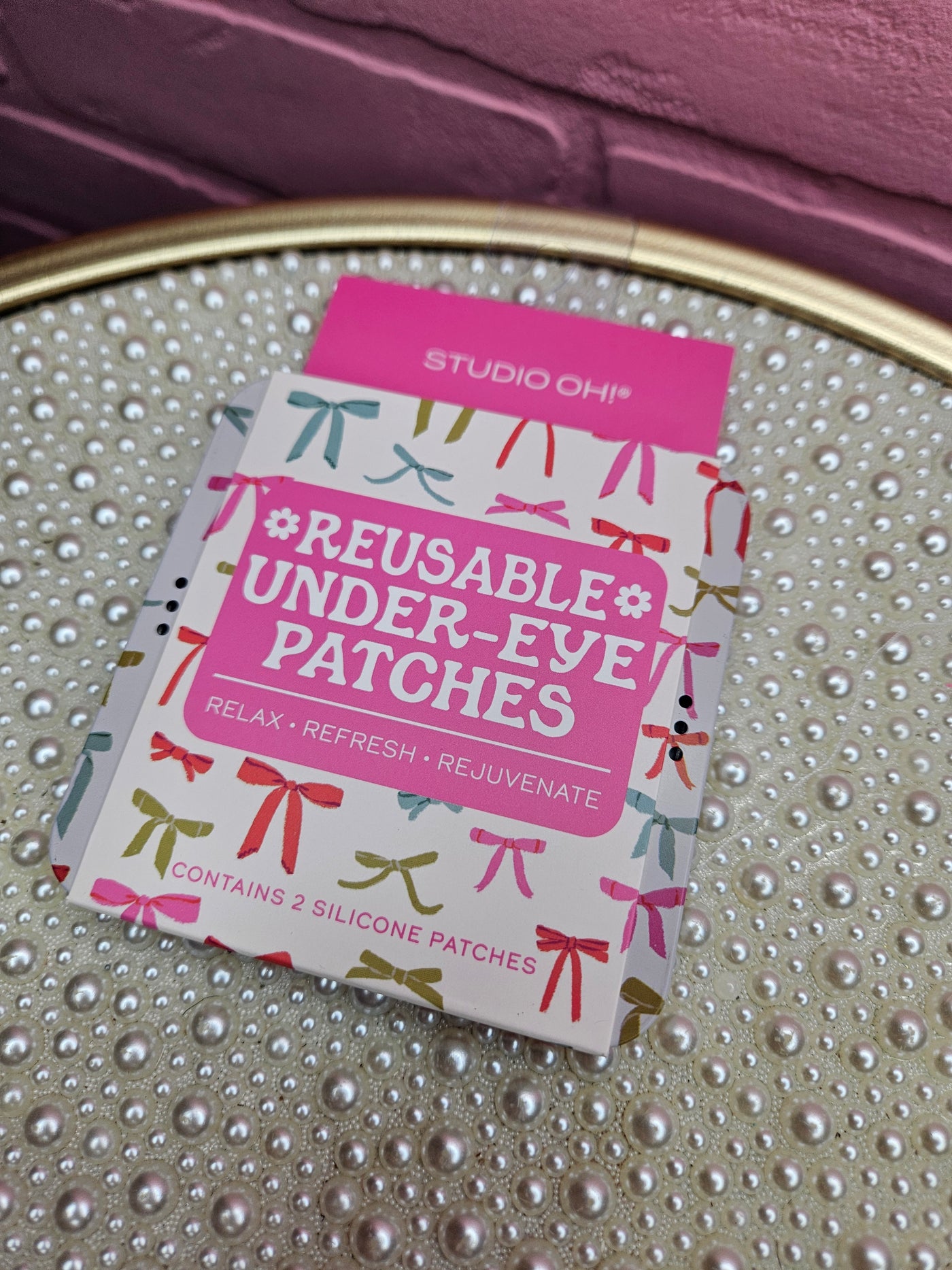 Put A Bow On It Reusable Under Eye Patches