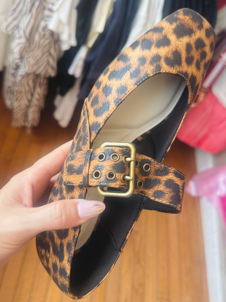 The Soho Leopard Flat