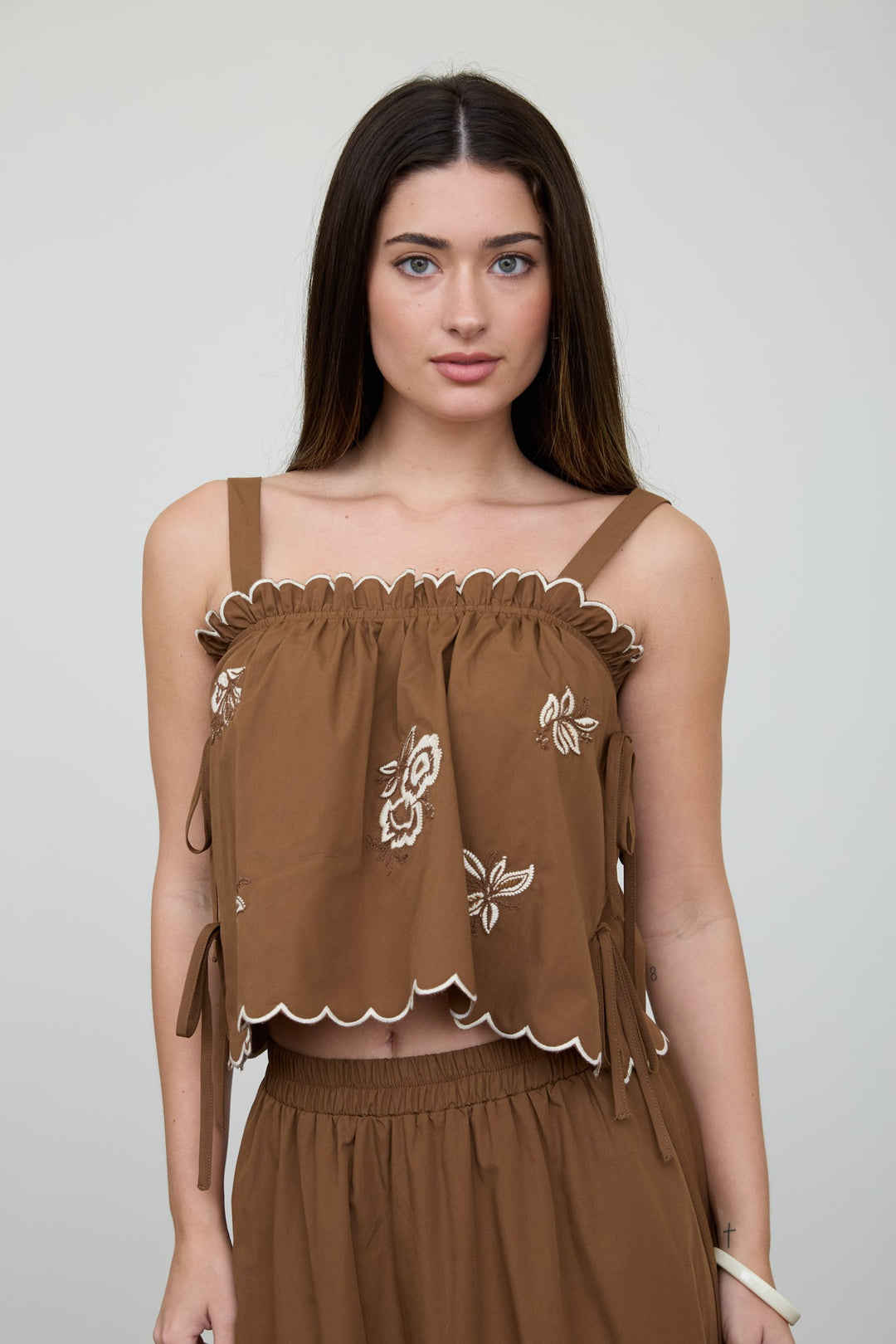 Bloom & Bow Scallop Garden Top