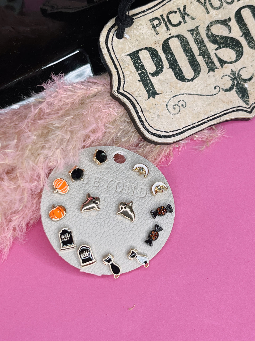 All Things Spooky Stud Set
