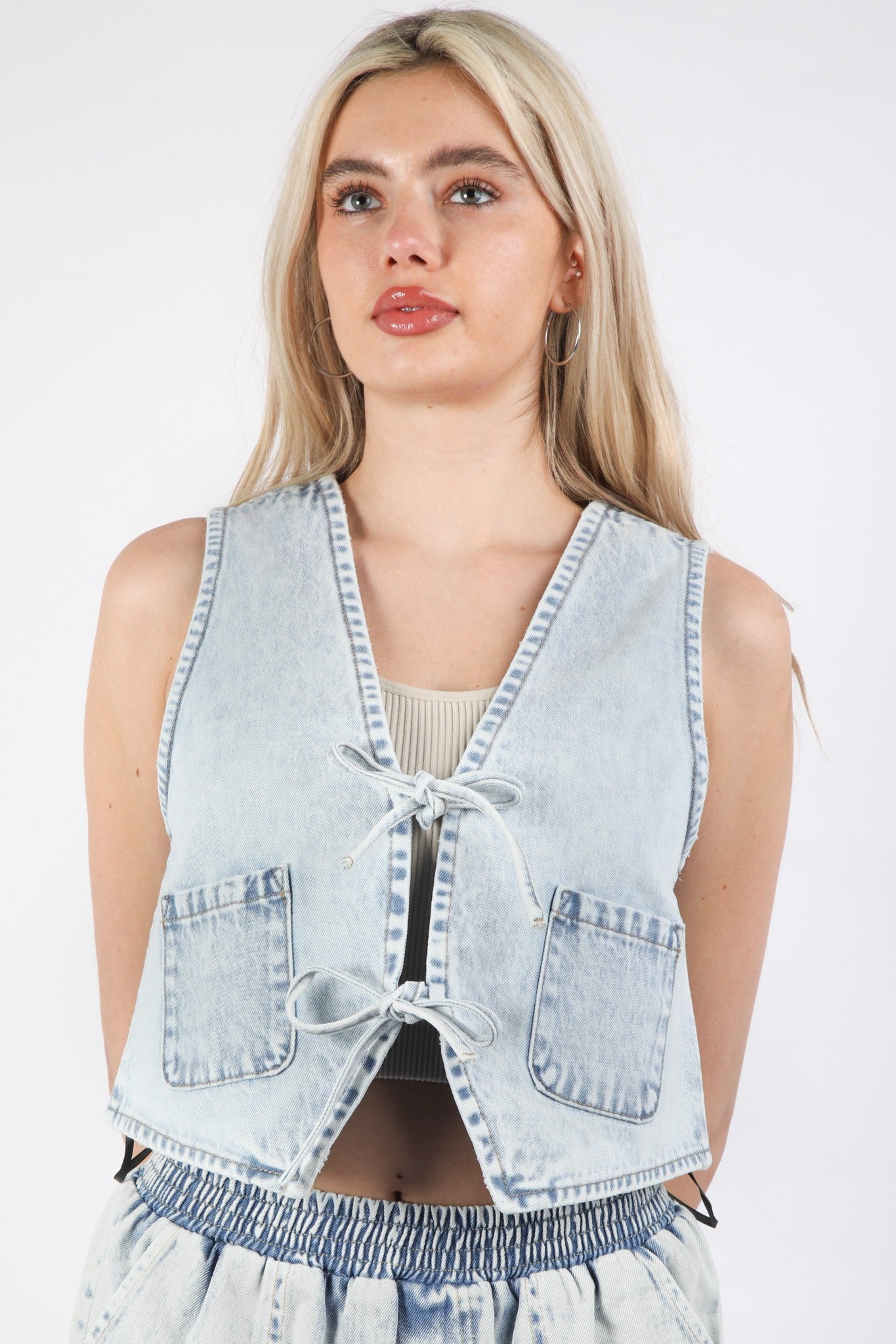 Wild Side Bow Vest