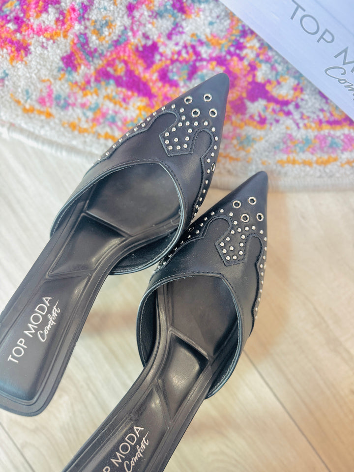 Morley Wingtip Pointed Heel