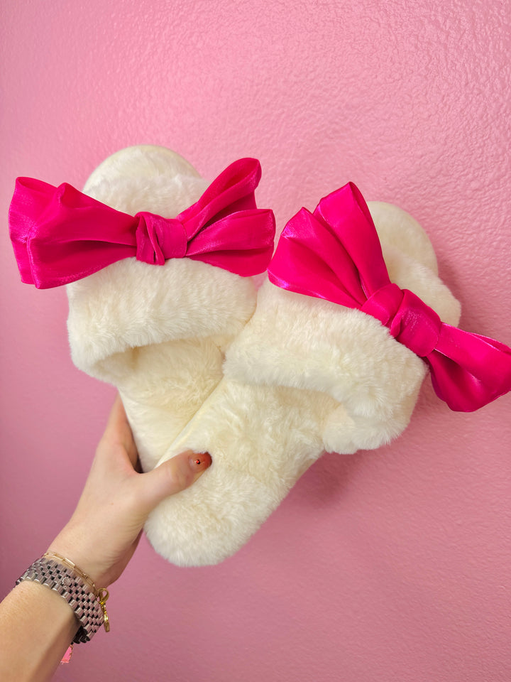 All About The Details Bow Slippers