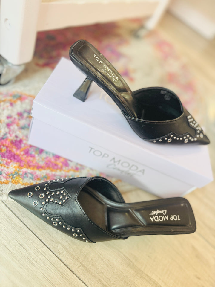 Morley Wingtip Pointed Heel