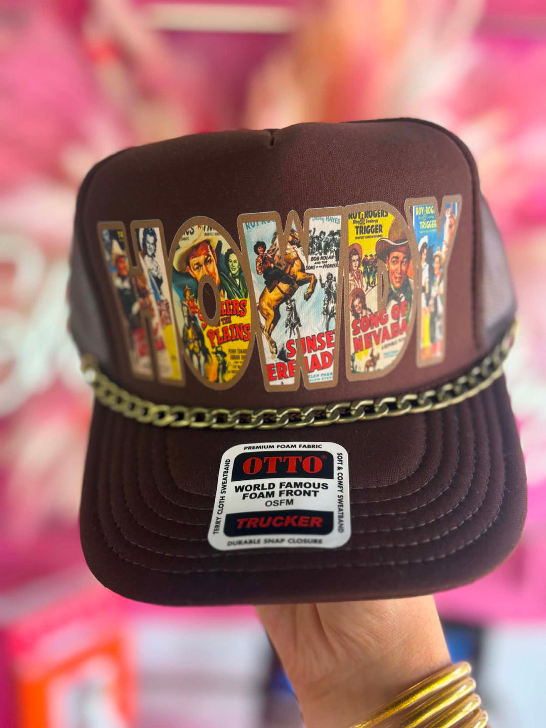 Howdy Trucker Hat With Chain