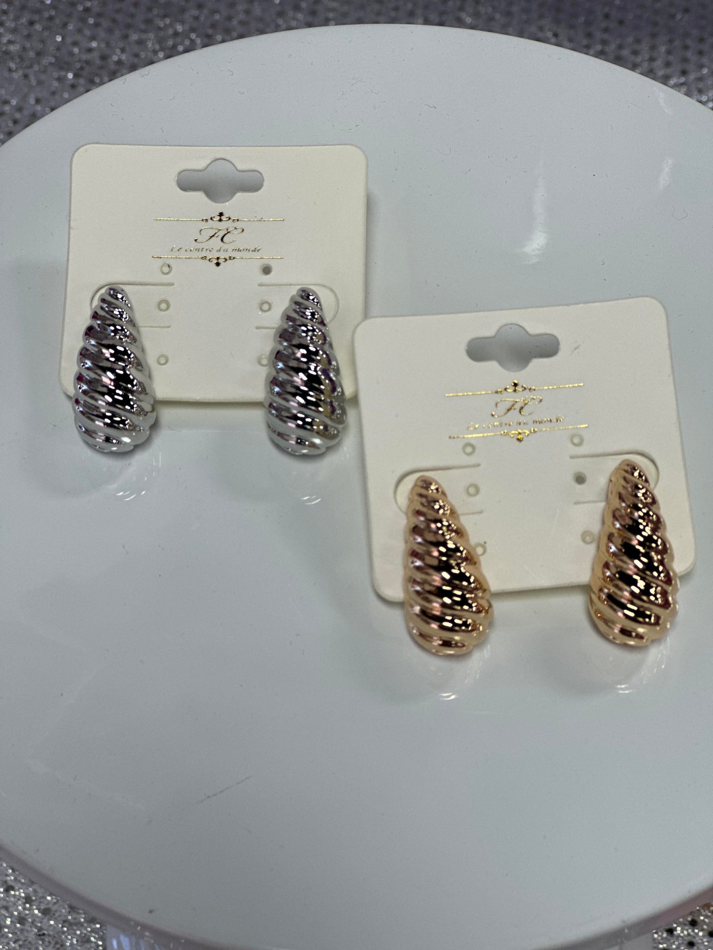 Twist To Your Style Stud Earring