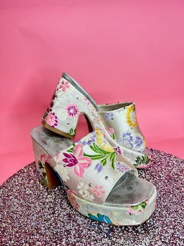 The Chic Brocade Slide Sandals