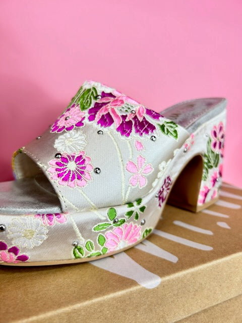 The Chic Brocade Slide Sandals