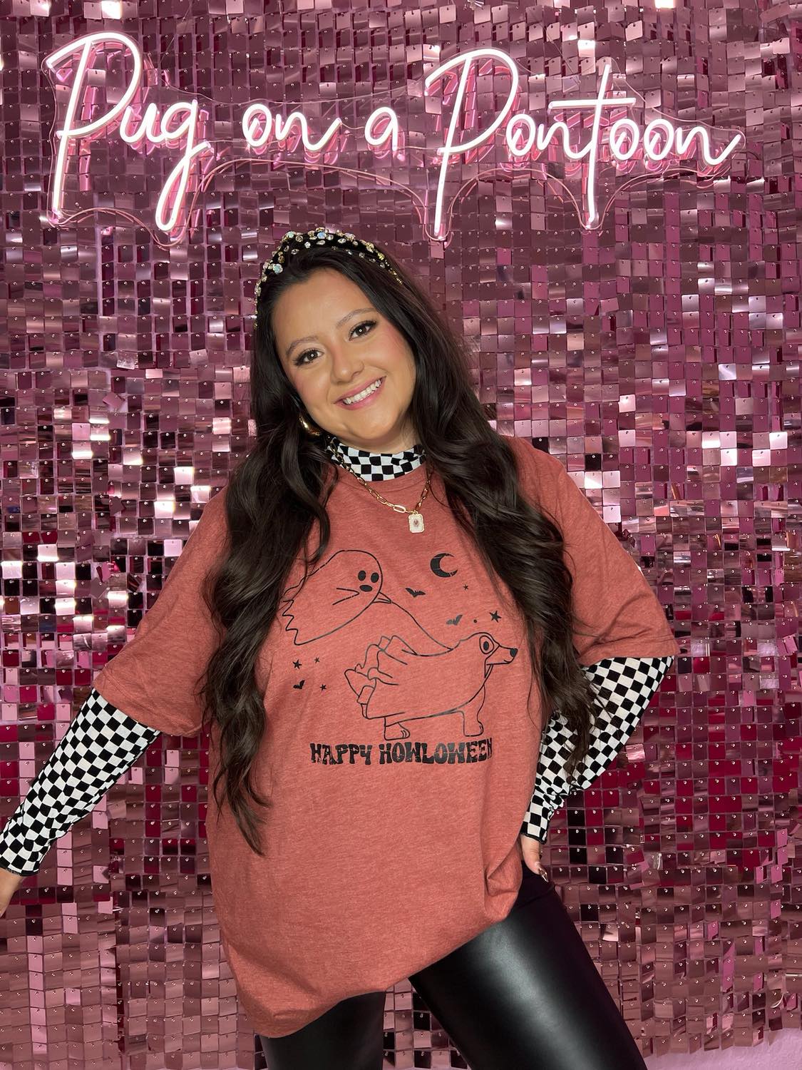 Happy Howloween Graphic Tee