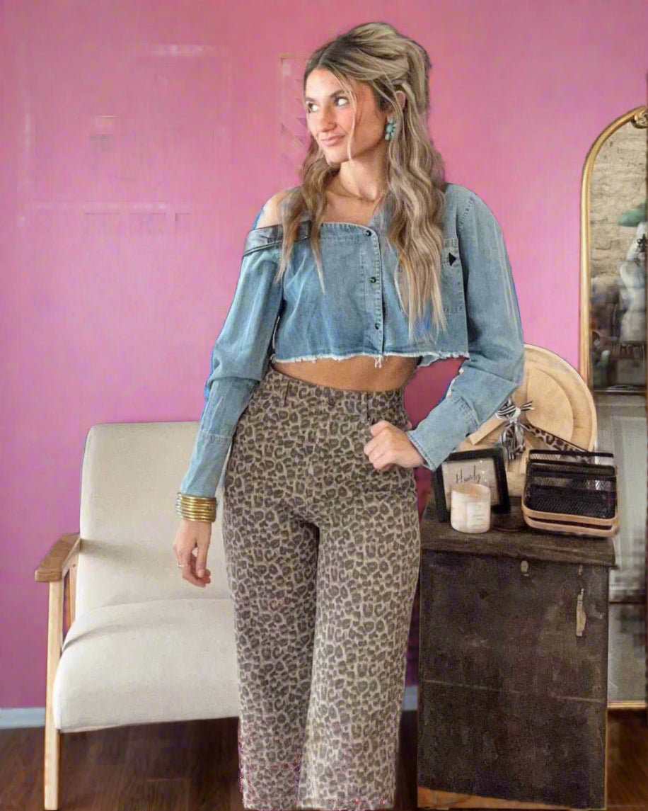 Sidewinder Crop Top