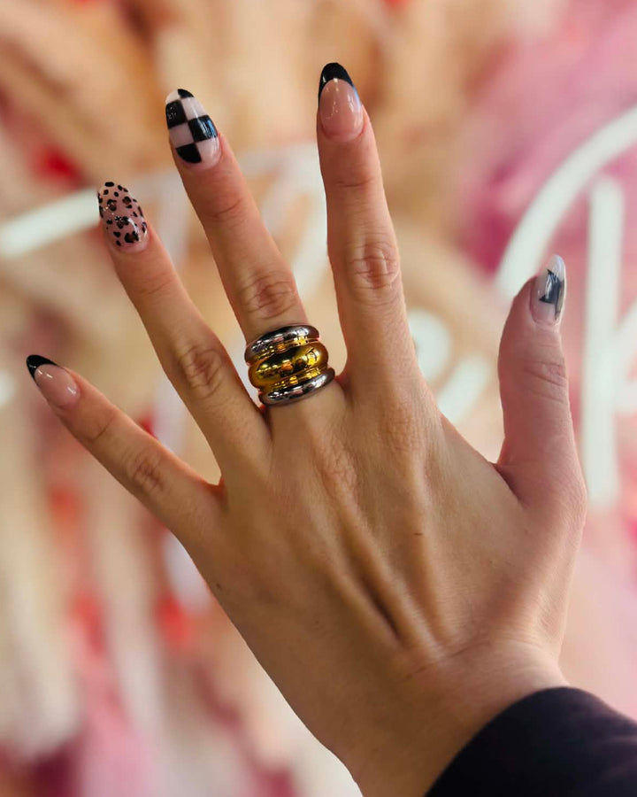 The Daelen 18K Dome Ring