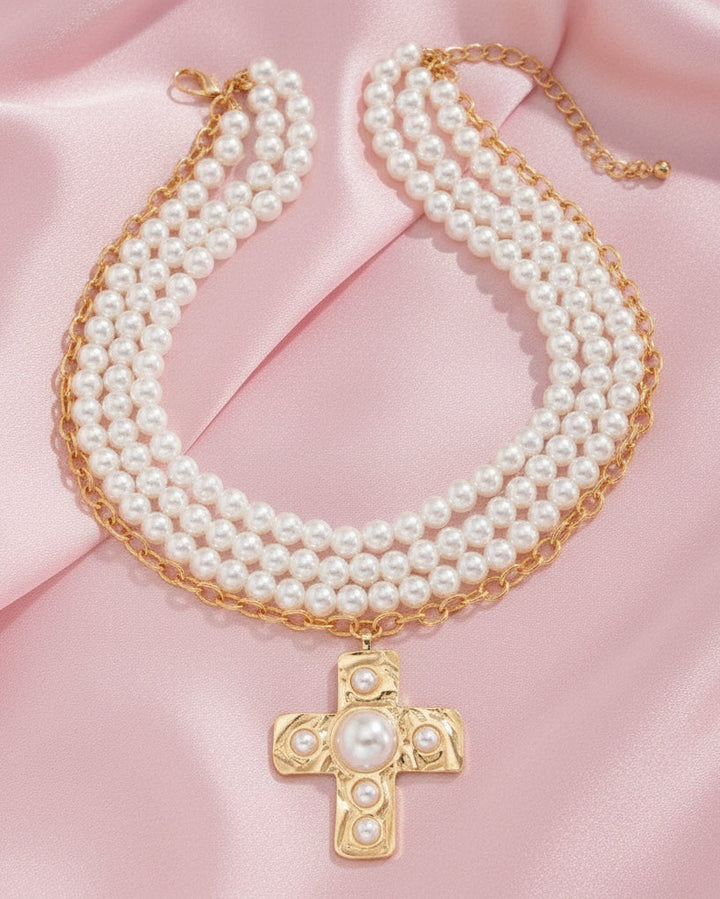 Luna Pearl Necklace
