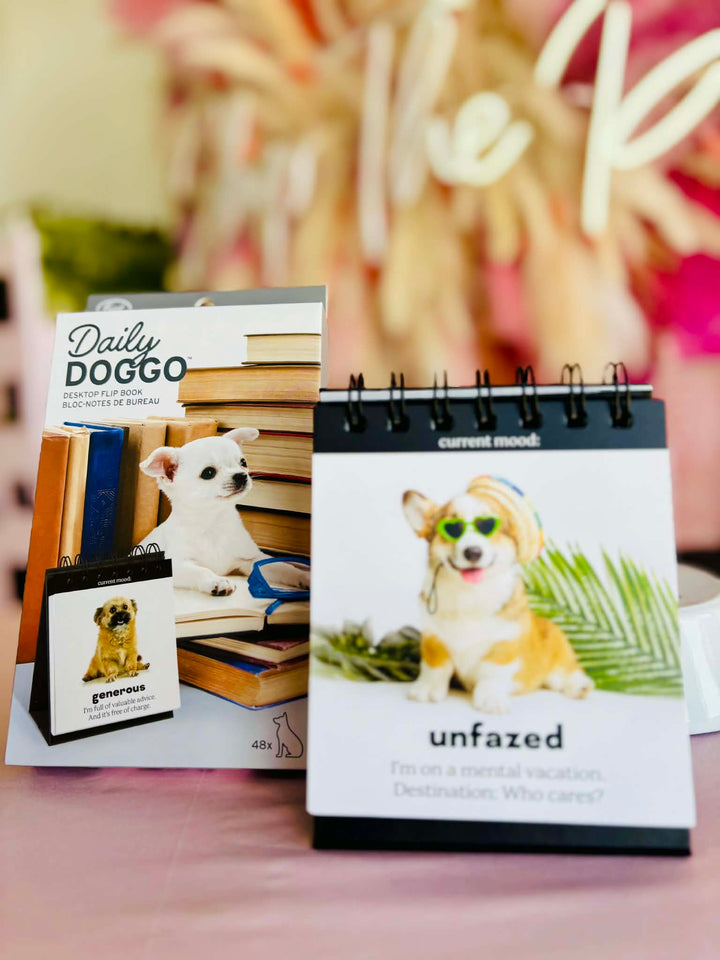 Daily Doggo Desk Flipchart