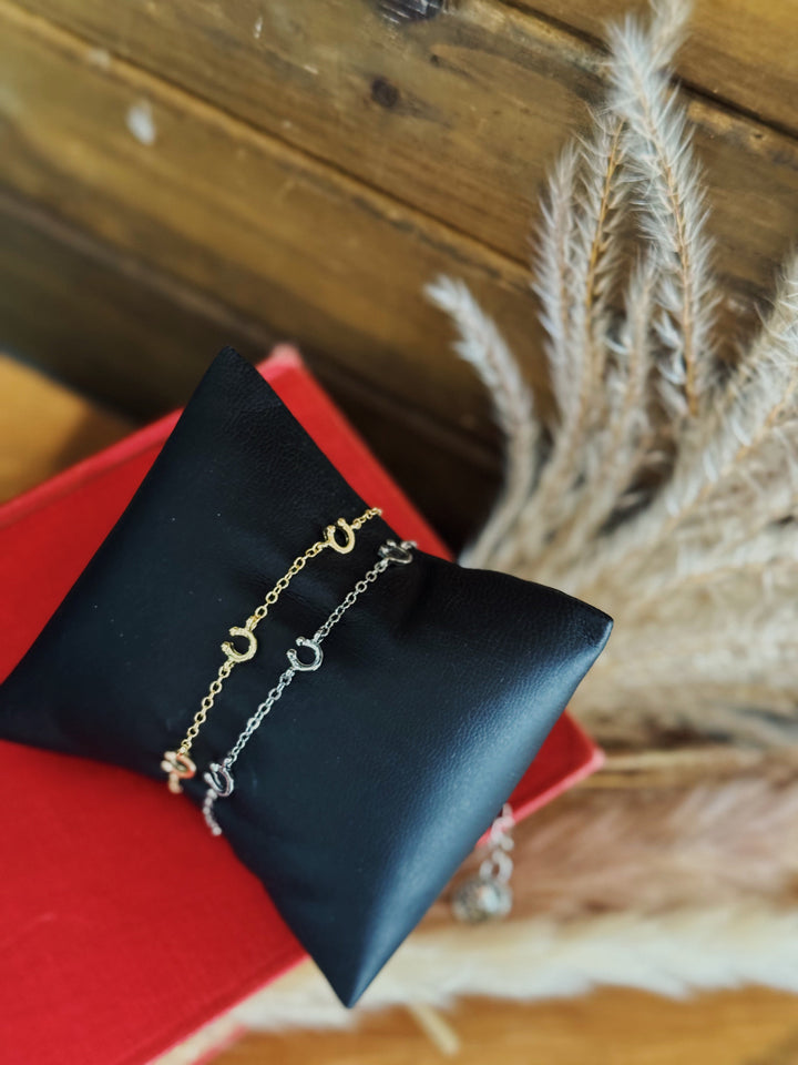 18K Lucky Horshoe Charm Bracelet