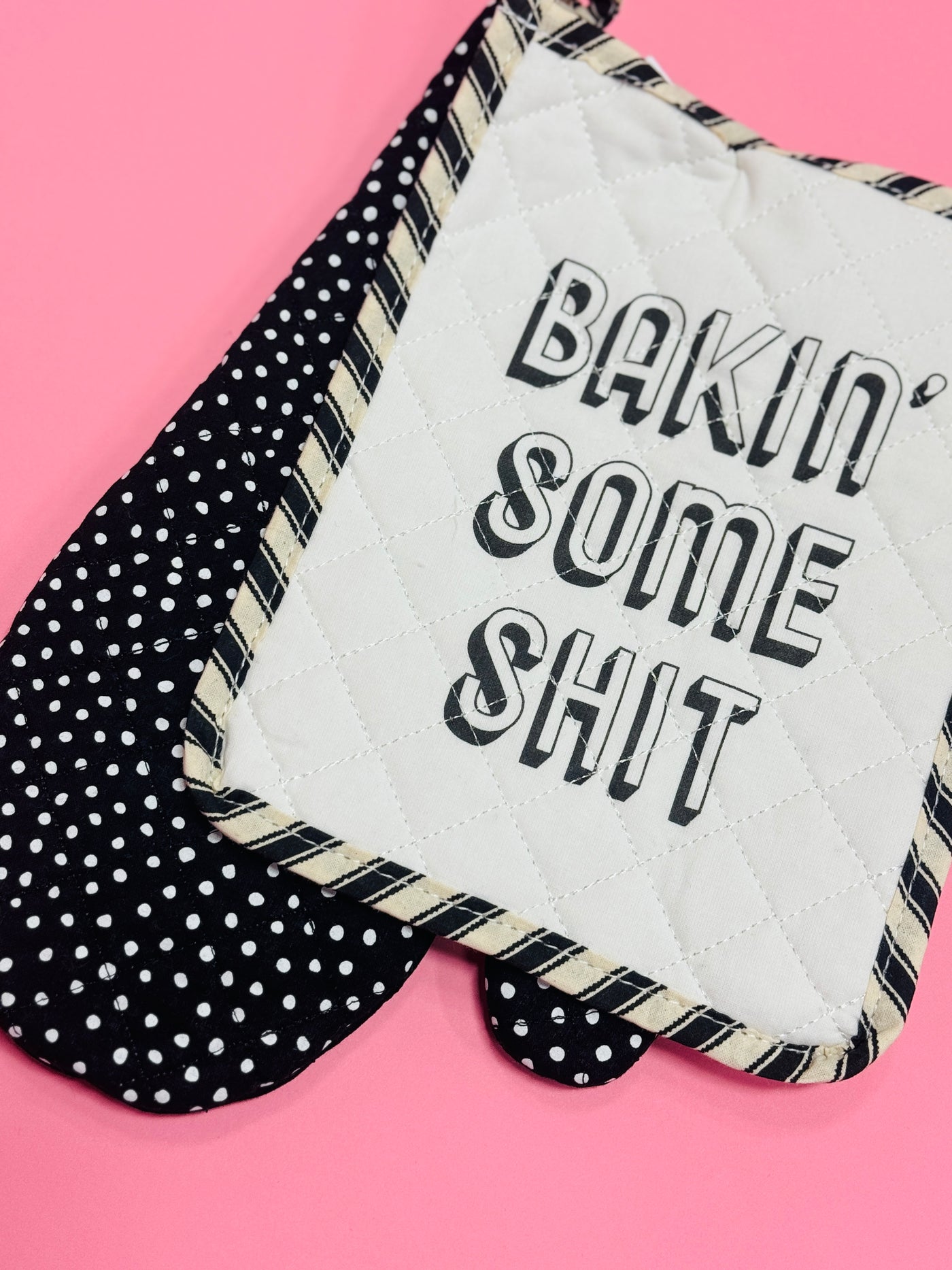 Bakin' Pot Holder & Oven Mitt