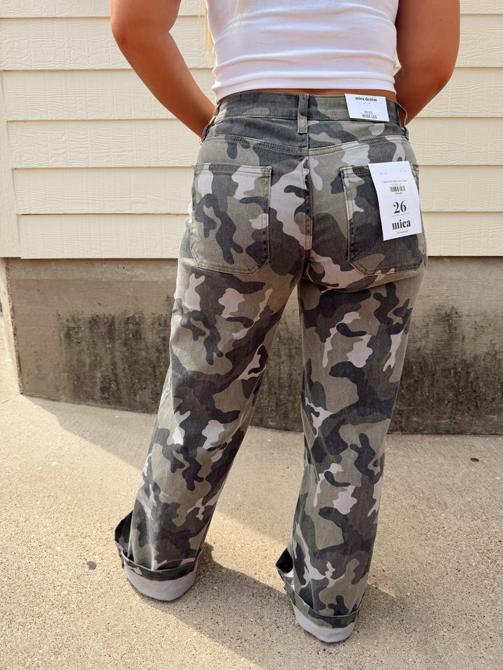 Wanted & Wild Camo Pants