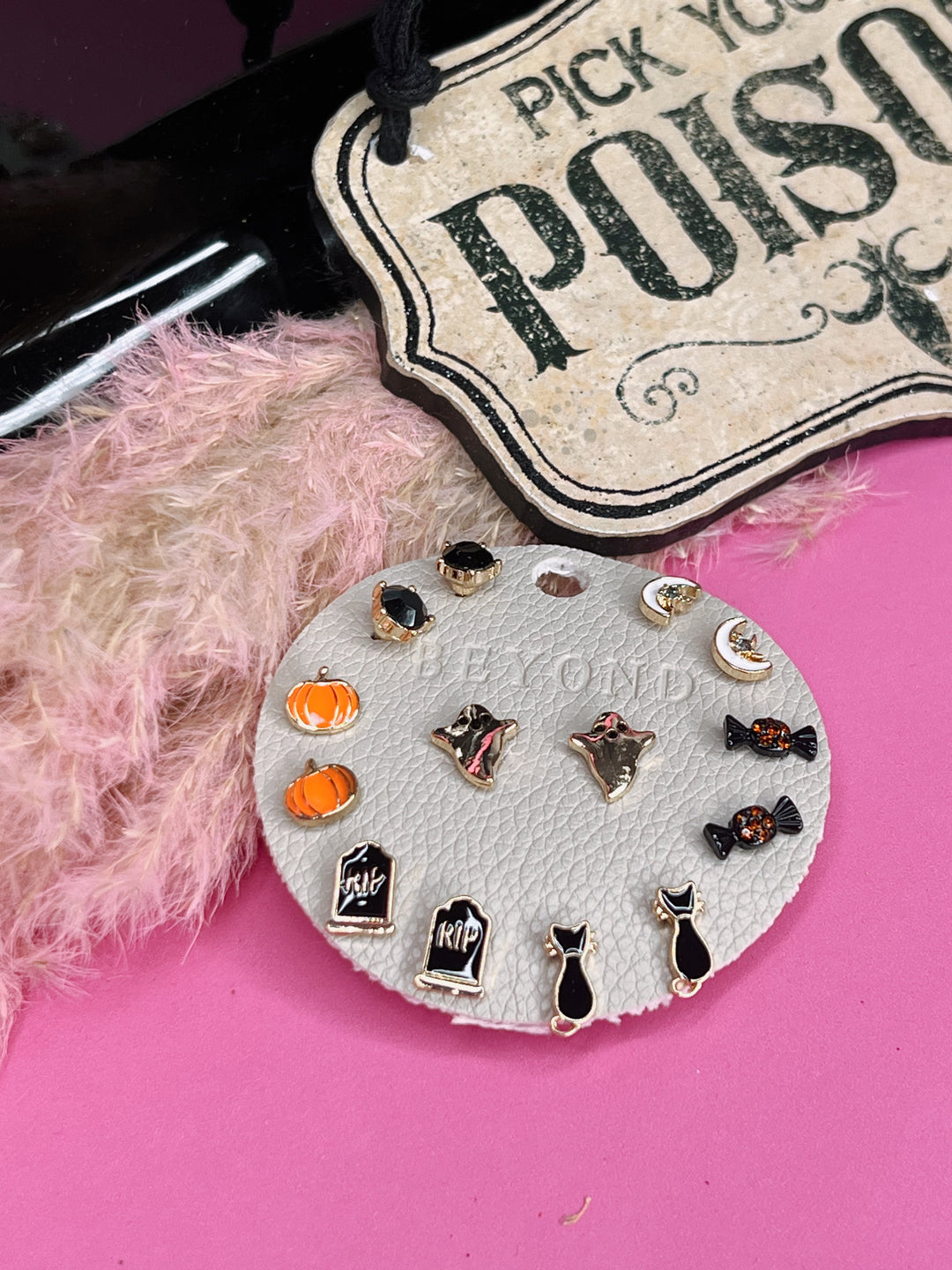 All Things Spooky Stud Set