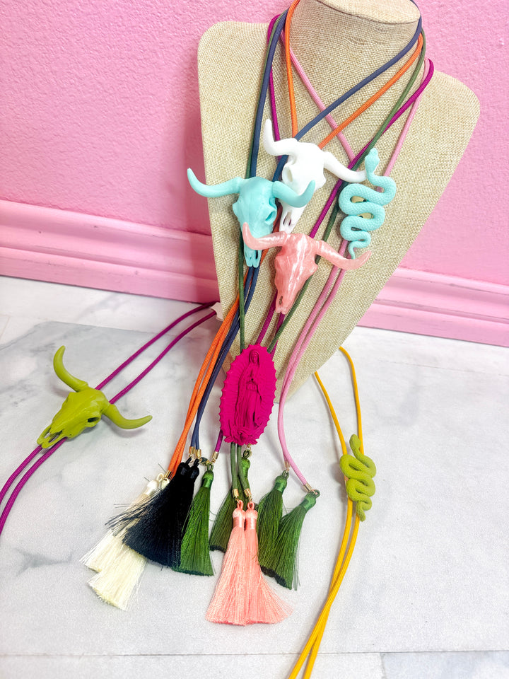 The Longhorn Tassel Bolo