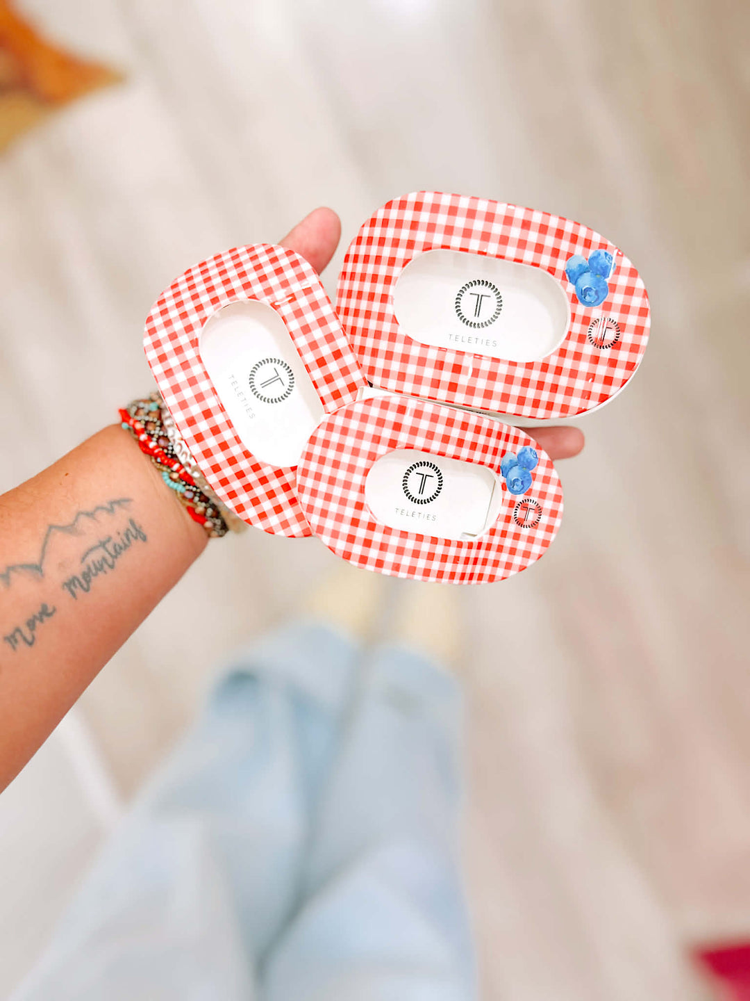 Blueberry Farms Round Flat Hair Clip