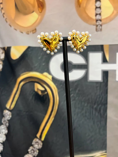 Going Steady Pearl Heart Earrings