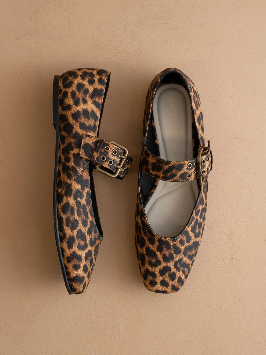 The Soho Leopard Flat