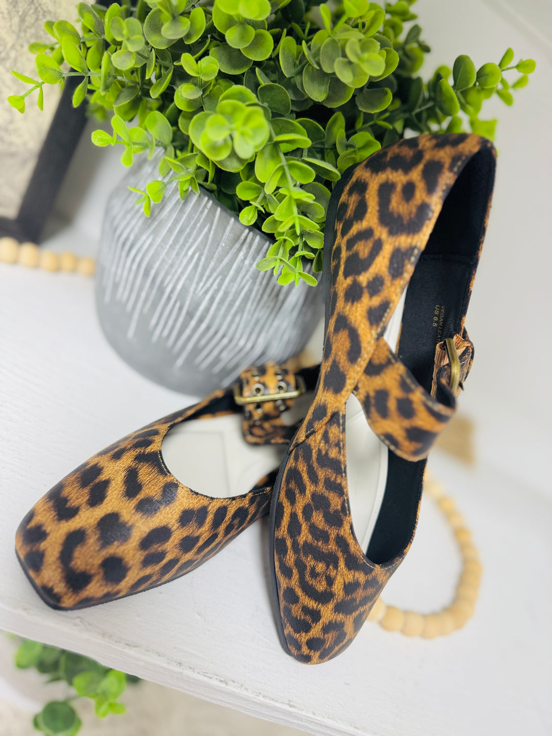 The Soho Leopard Flat