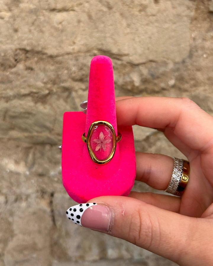 The Flint 18k Floral Ring