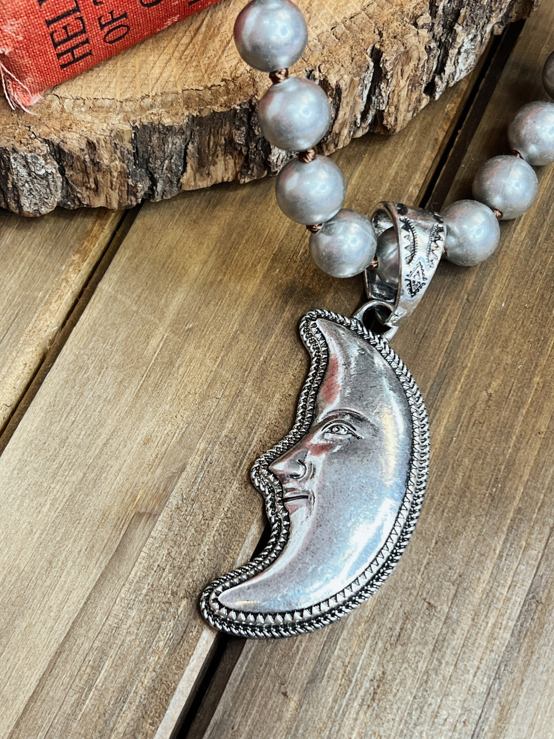 Luna Beaded Necklace