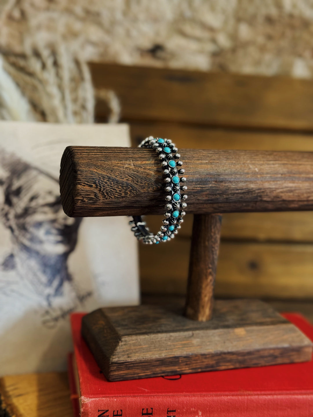 Burnished Silver and Turquoise Dotted Stretch Bracelet