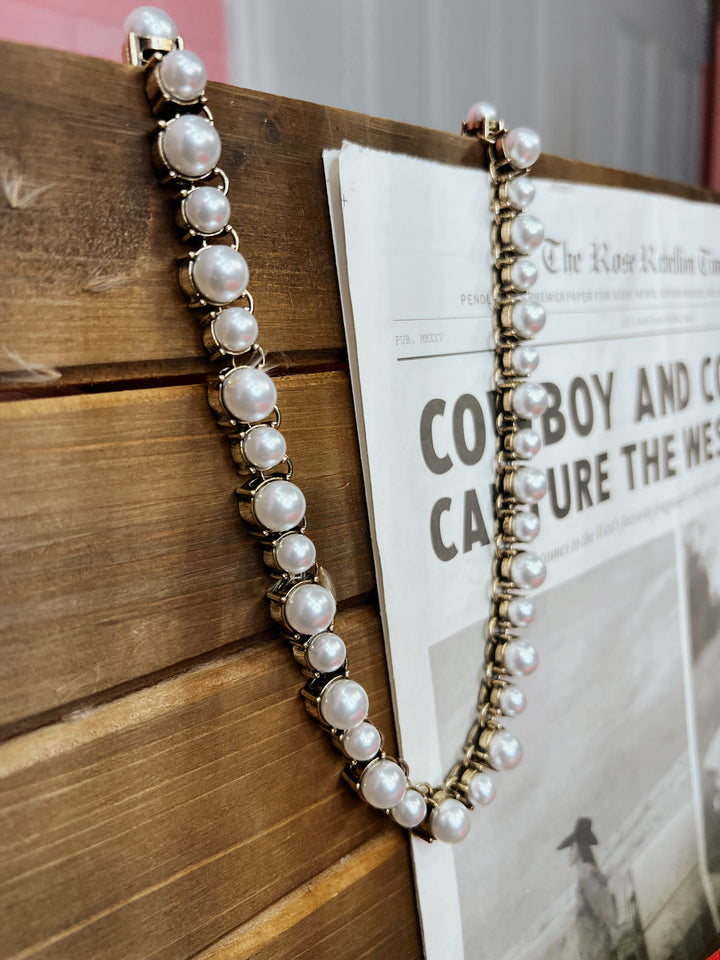 Sheron Pearl Antique Necklace