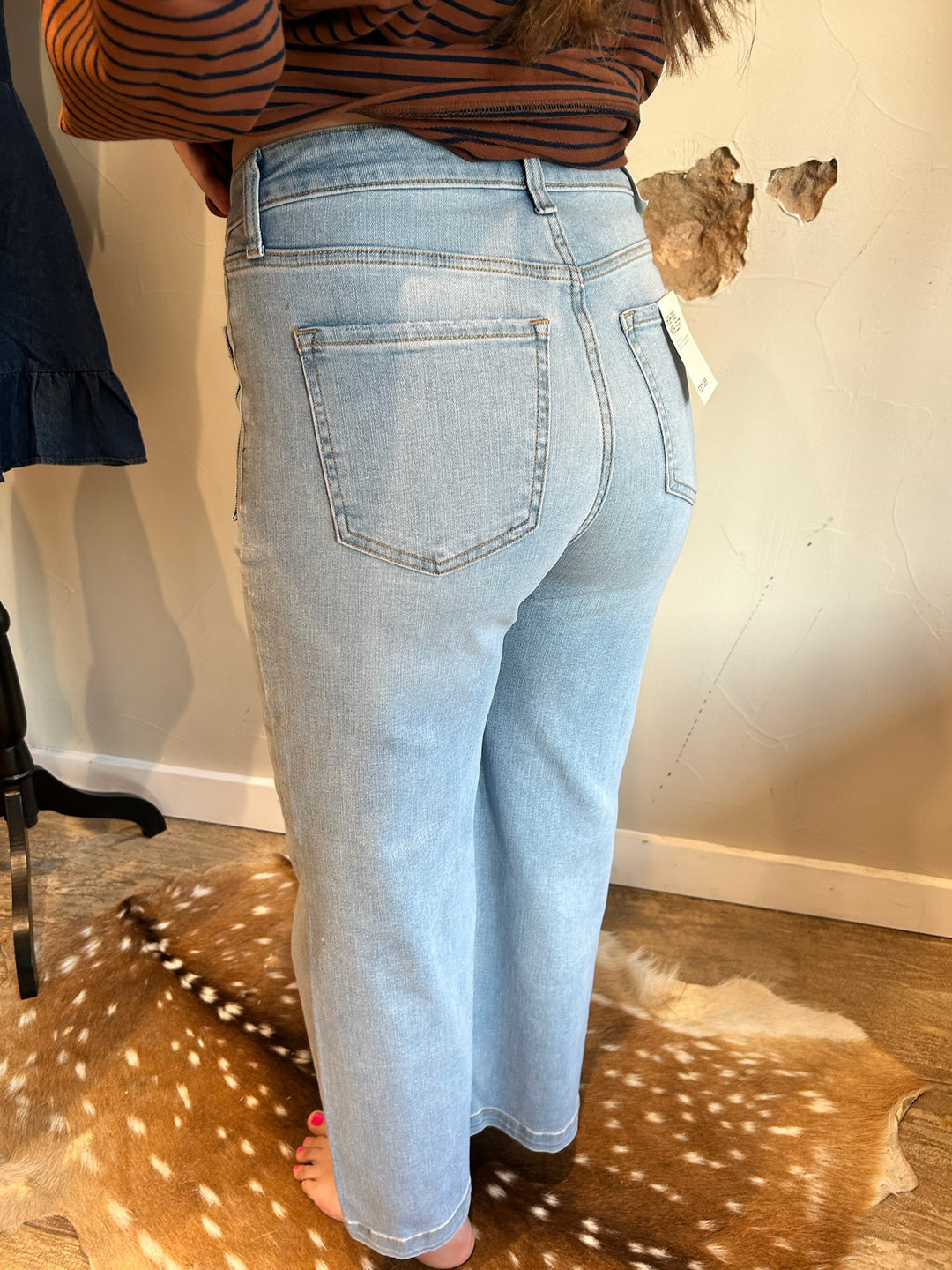 The Amber Crop Wide Leg Jeans