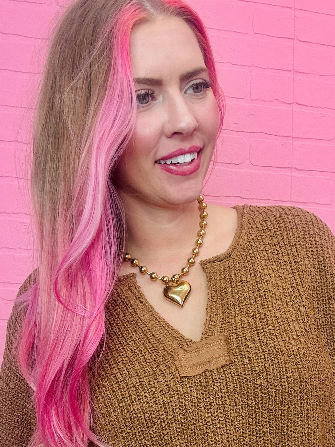 The Elizabeth Heart Necklace