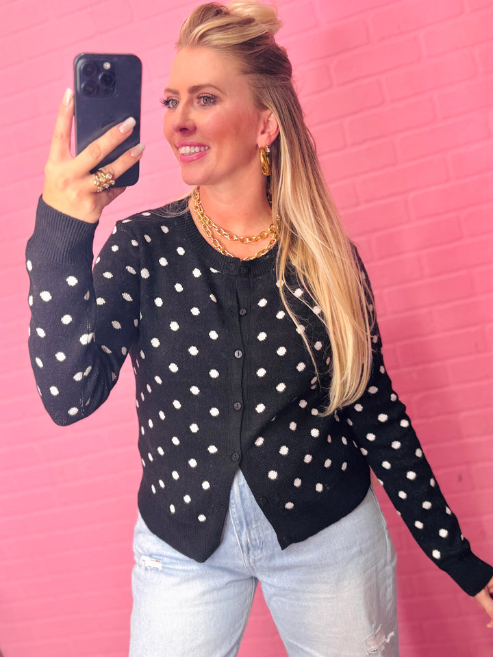 Simply Chic Fitted Cardigan