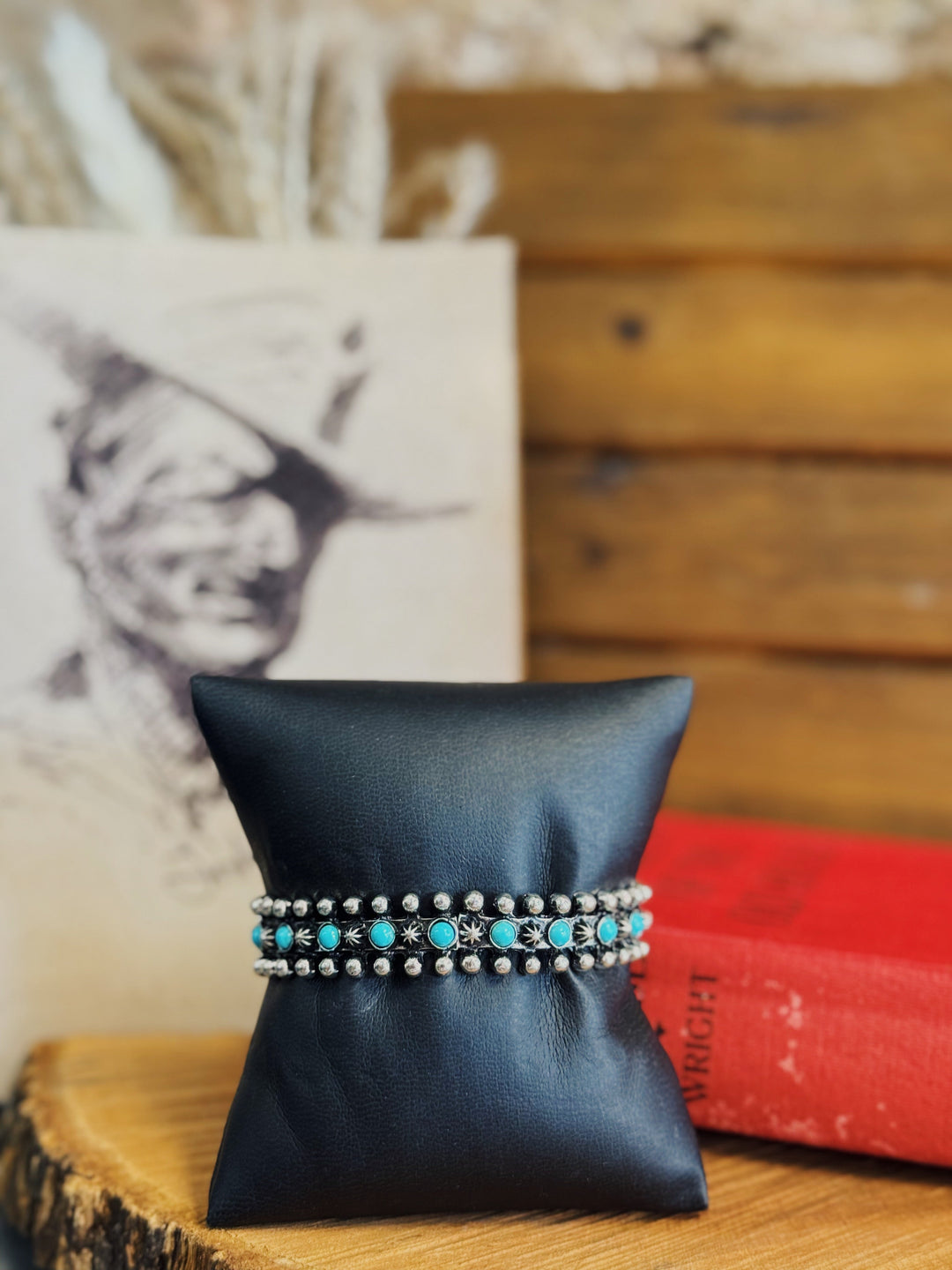 Burnished Silver and Turquoise Dotted Stretch Bracelet