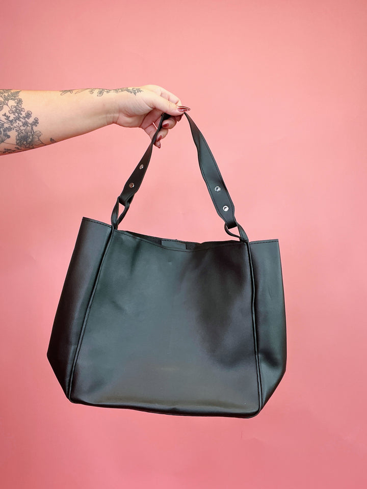 The City Chic Shoulder Bag