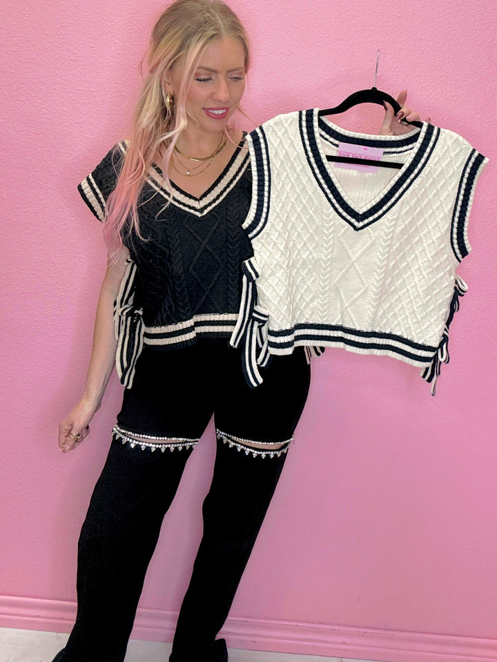 The Bow Down Cutie Knit Vest