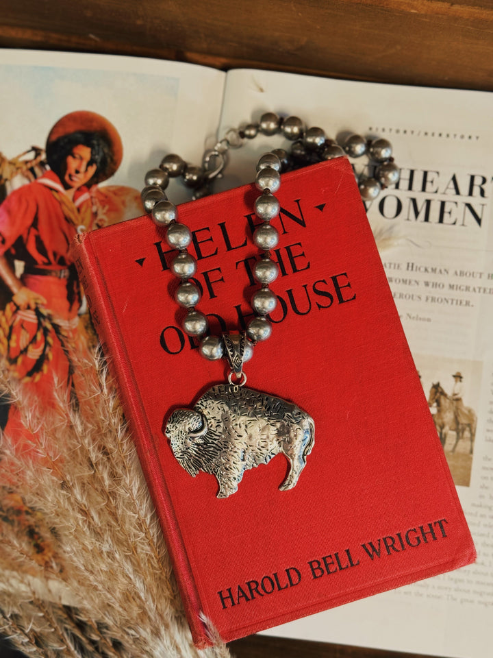 The Bison Ridge Necklace