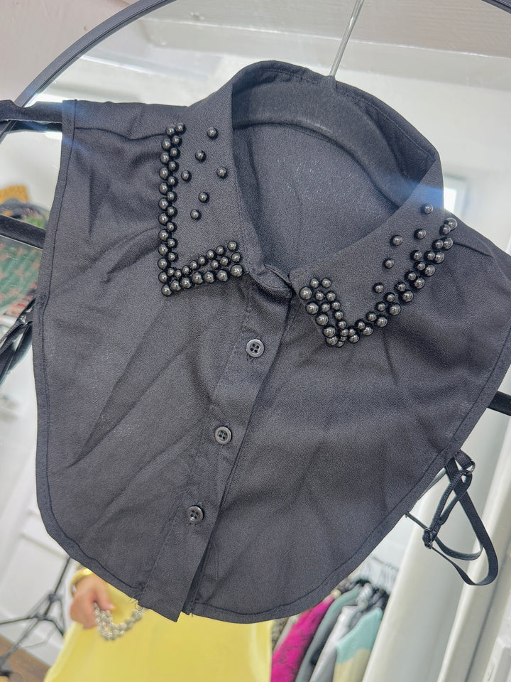 Black Pearl Fake Collar Dickey