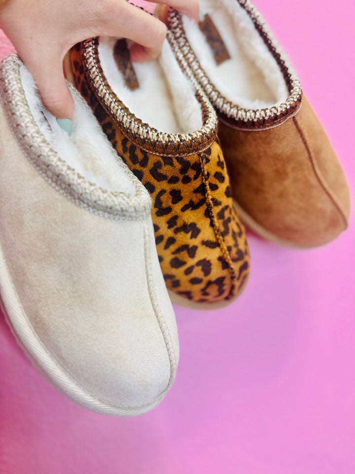 The Cozy Luxe Slippers