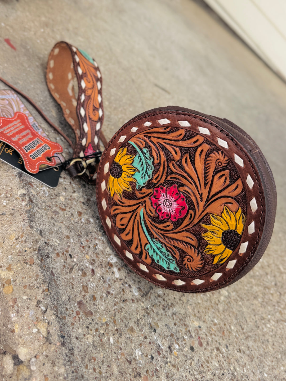 The Winnie Leather Wristlet