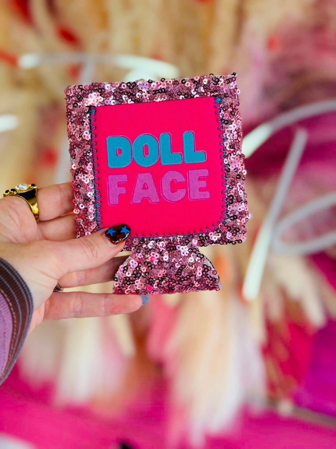 Doll Face Can Coolie