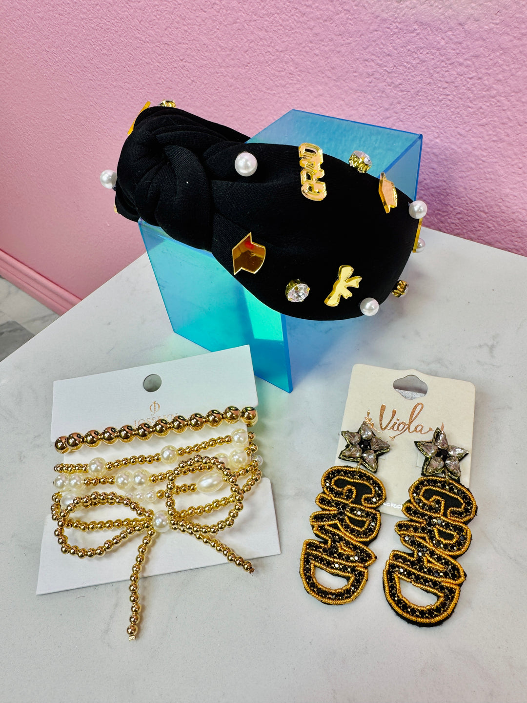 The Pearly Bow Bracelet Stack