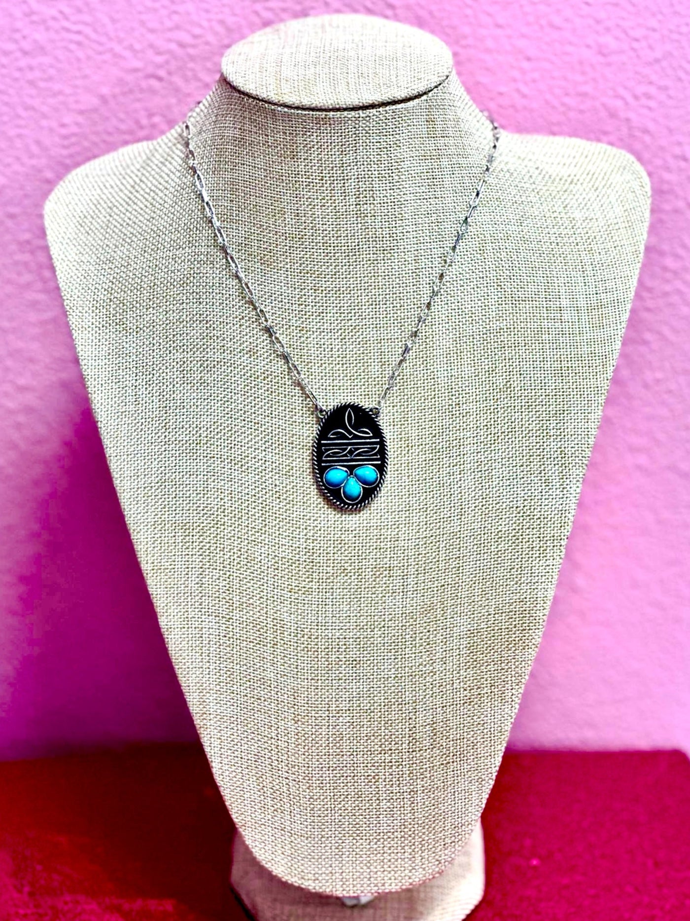 The Saddle Stitch Oval Necklace