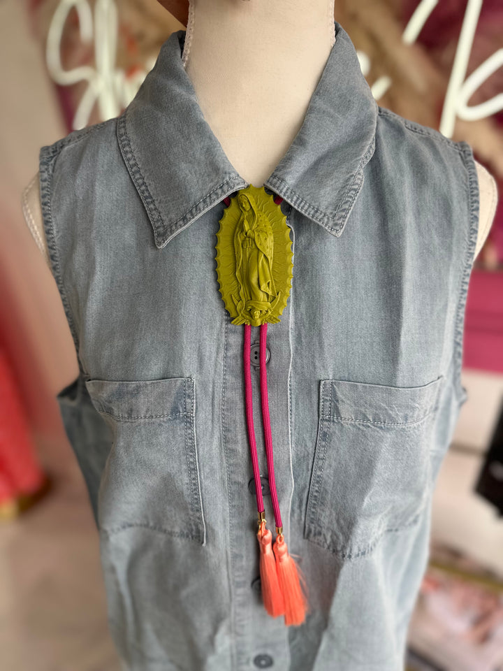 The Saint Glitterali Tassel Bolo